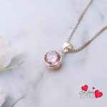 Colgante punto de luz rosa