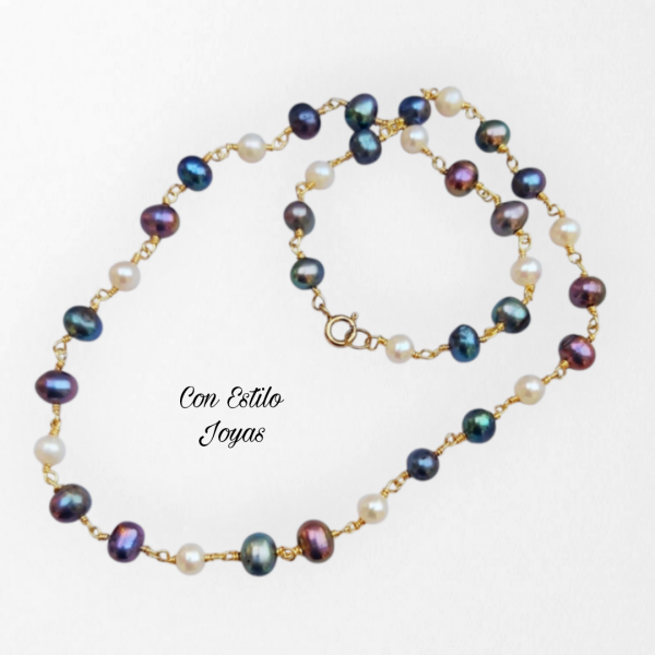 Collar perlas de río blancas y negras