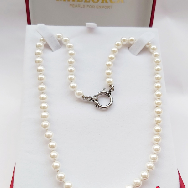 Collar perlas de Mallorca blancas 6 mm.
