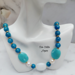 Collar Amelia azul.