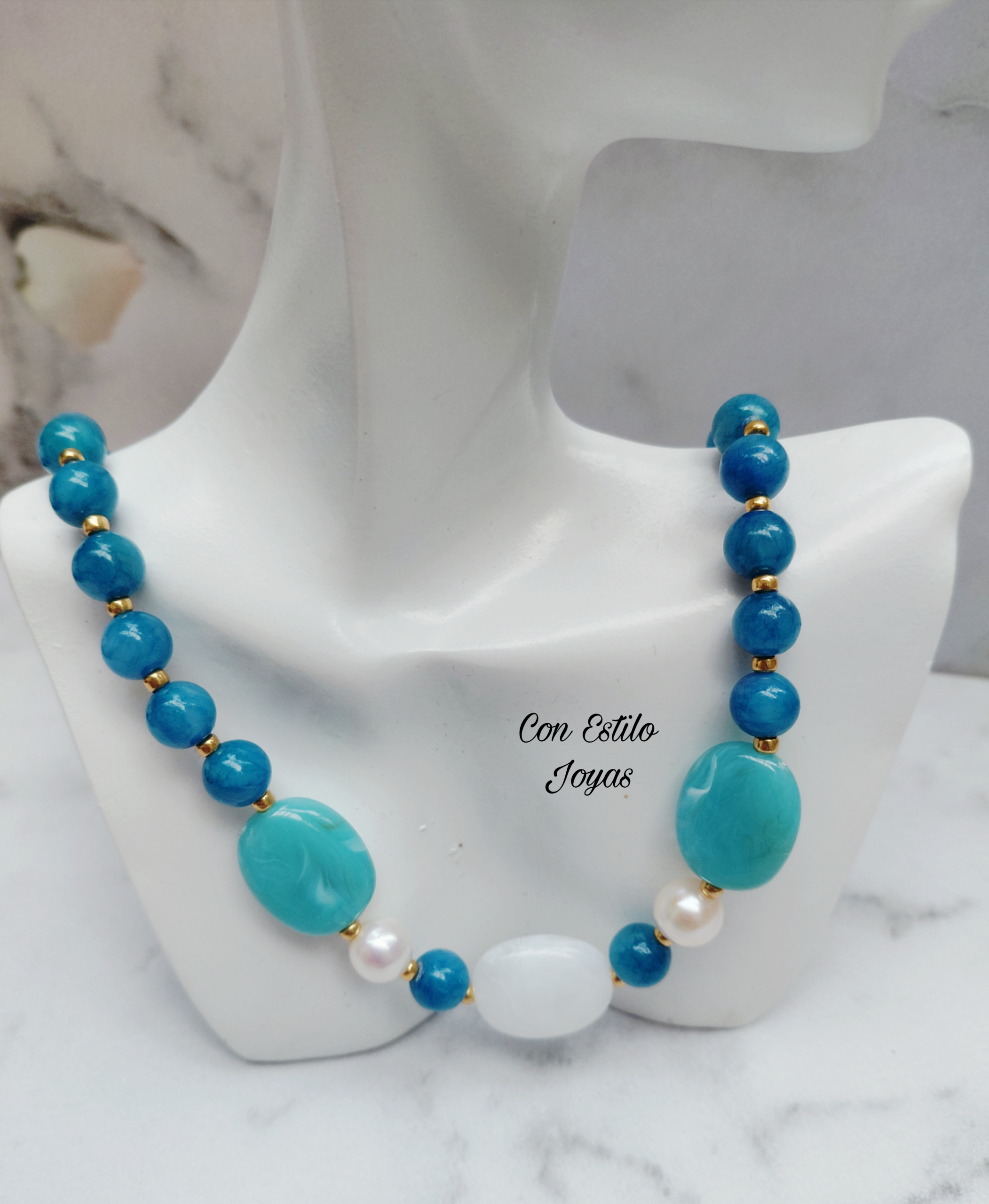 Picsart_26-05-13_18-18-35-021 Collar Amelia azul. - Imagen 1