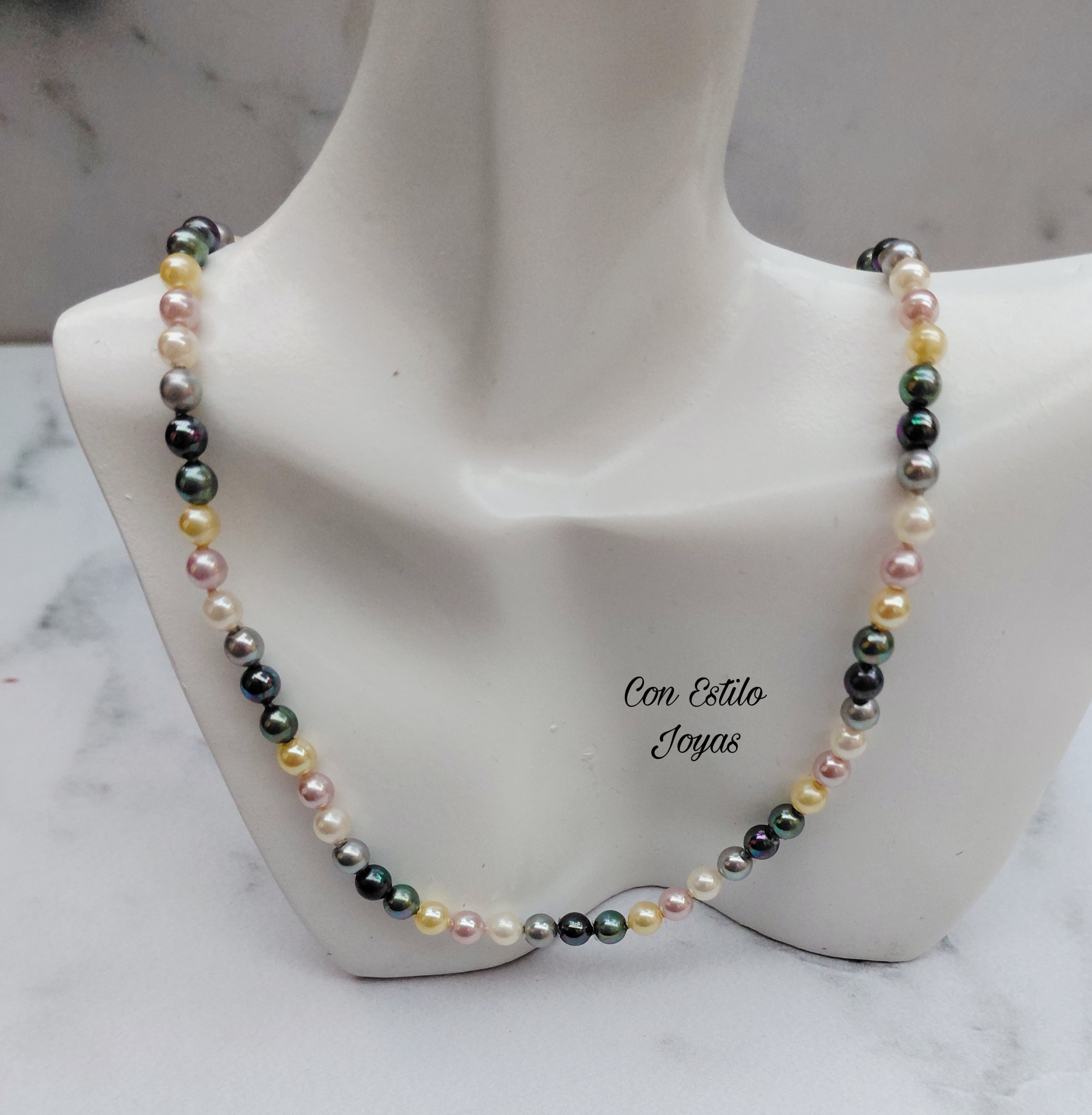 Picsart_26-05-15_04-32-14-835 Collar perla Shell gris verde rosa. - Imagen 1